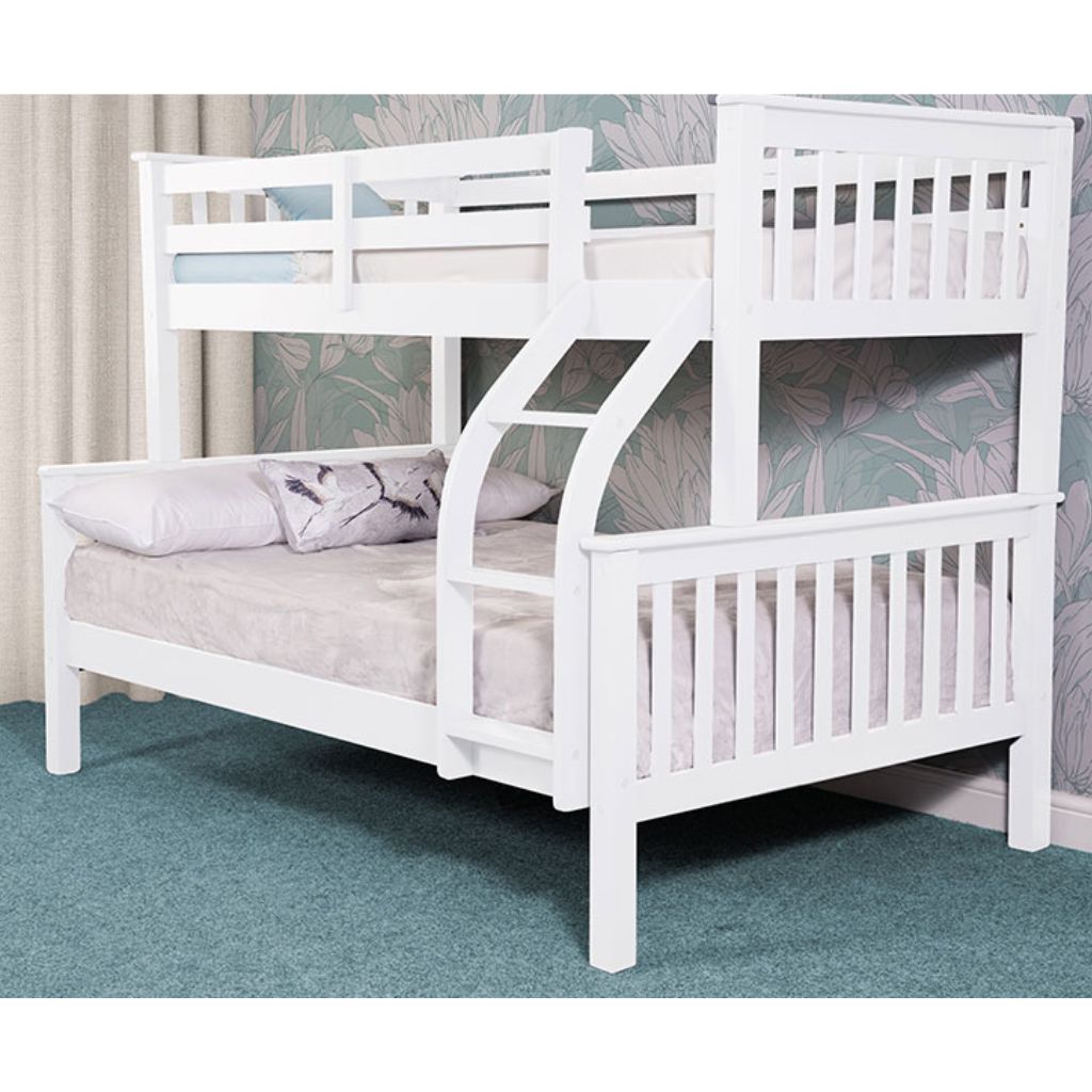 Connor Triple Sleeper in White