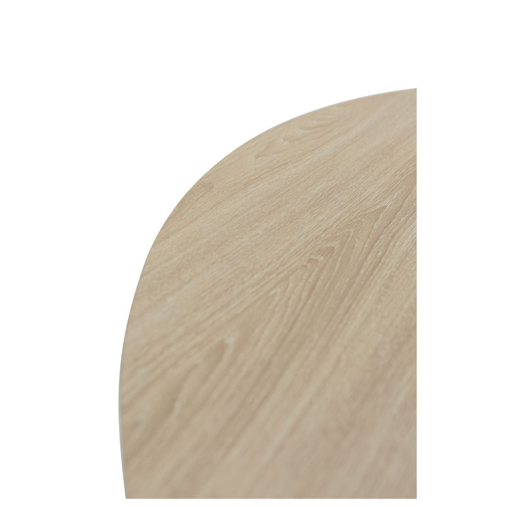 Delta 1.2m Round Oak Dining Table Close