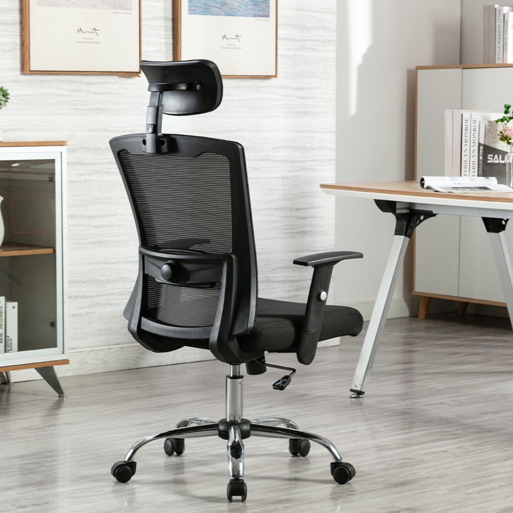 Pero Black Office Chair 