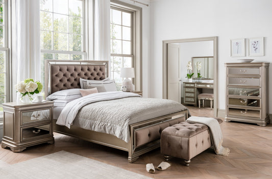 Jessica 5-Drawer Chest by Vida Living
